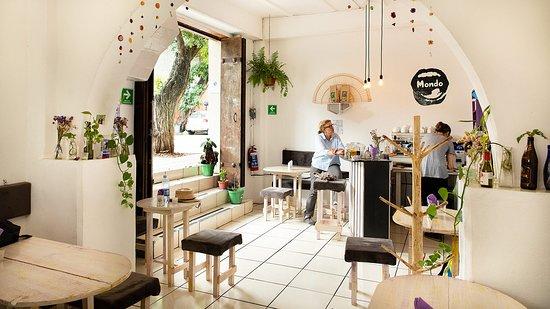 Mondo Cafe